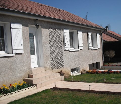 Ravalement de façade de maison individuelle à Chaumont